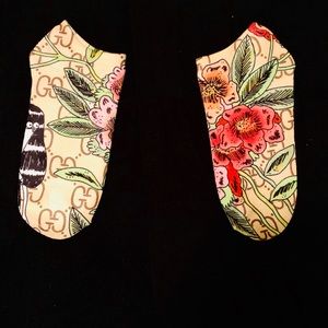 Gucci Footsies!